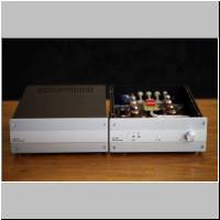 Dual mono phono preamplifier E88CC, F12P, ECC82